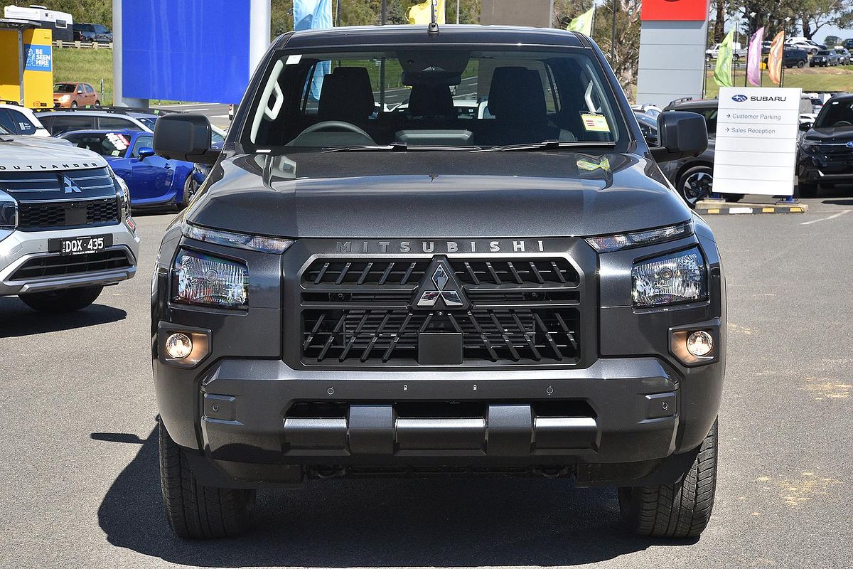 2025 Mitsubishi Triton GLX-R MV 4X4