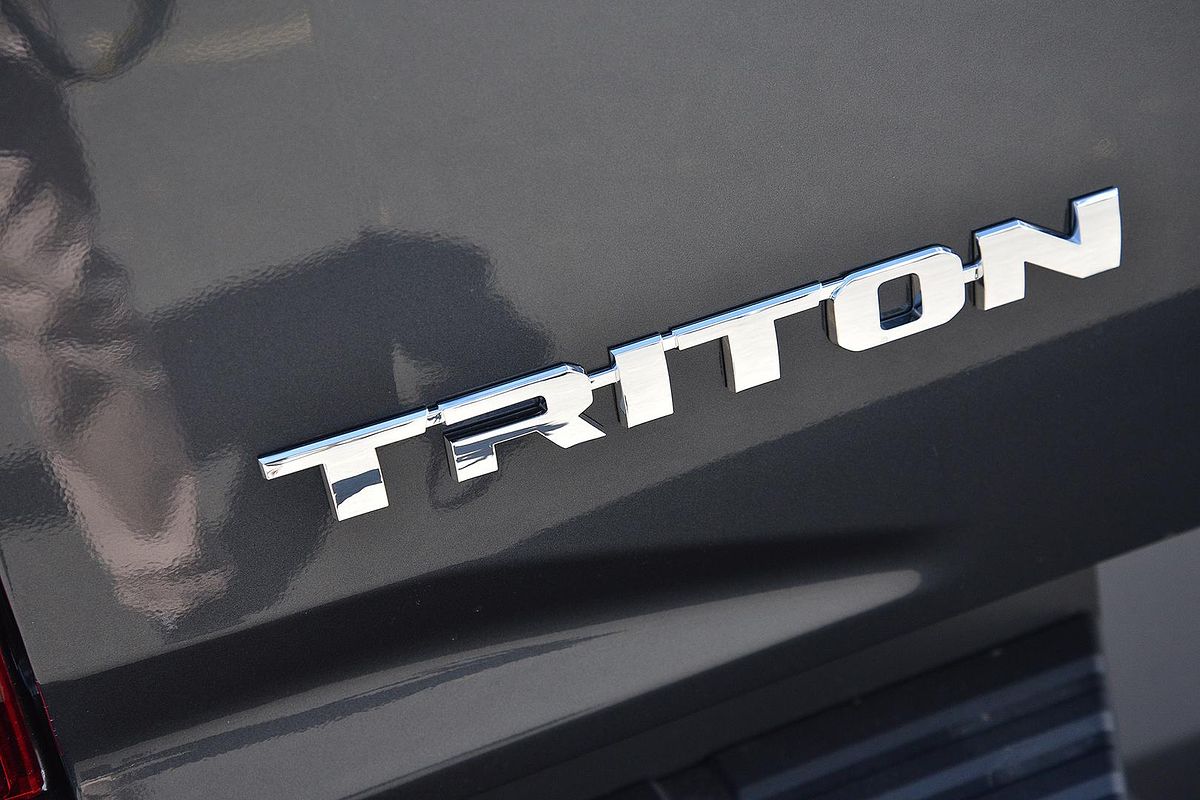 2025 Mitsubishi Triton GLX-R MV 4X4