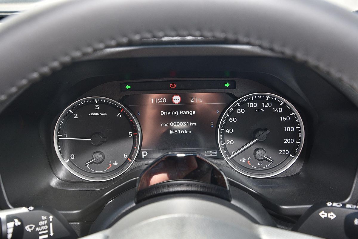 2025 Mitsubishi Triton GLX-R MV 4X4