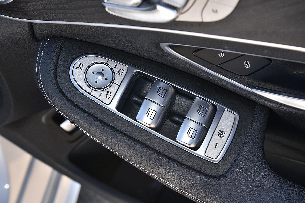 2019 Mercedes-Benz C-Class C200 W205