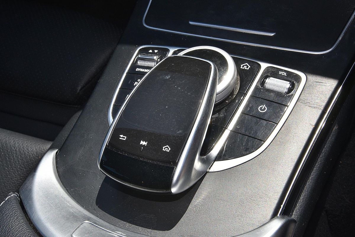 2019 Mercedes-Benz C-Class C200 W205