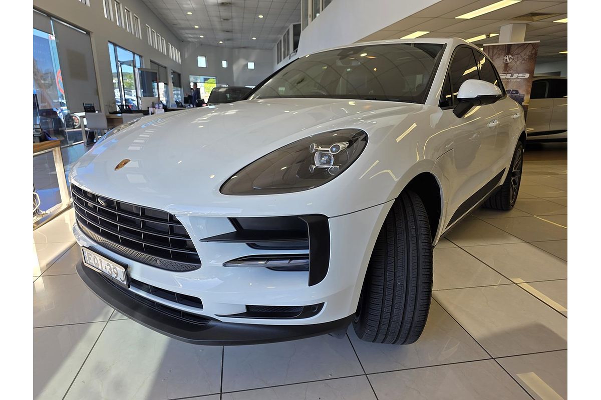 2021 Porsche Macan 95B