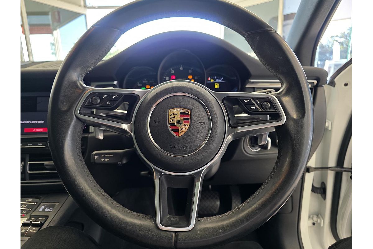 2021 Porsche Macan 95B