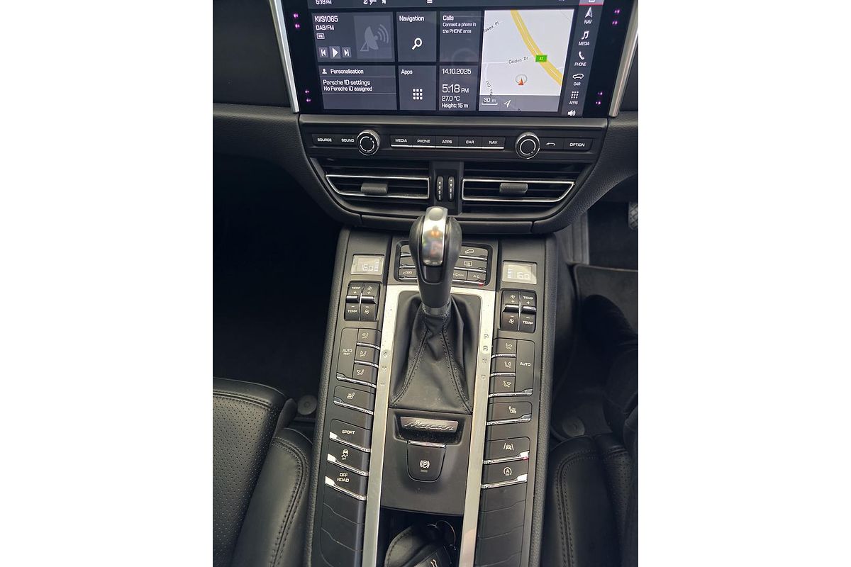 2021 Porsche Macan 95B