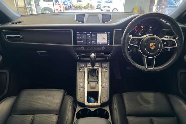 2021 Porsche Macan 95B