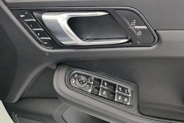 2021 Porsche Macan 95B