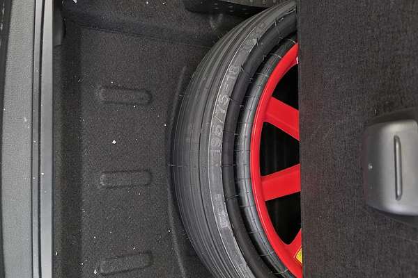 2021 Porsche Macan 95B