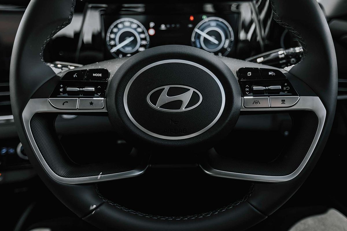 2025 Hyundai i30 Elite Hybrid CN7.V2