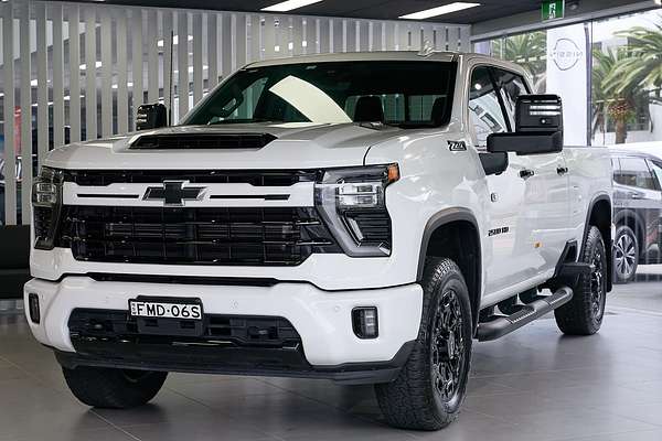 2024 Chevrolet Silverado HD LTZ Premium W/Tech Pack T1 4X4