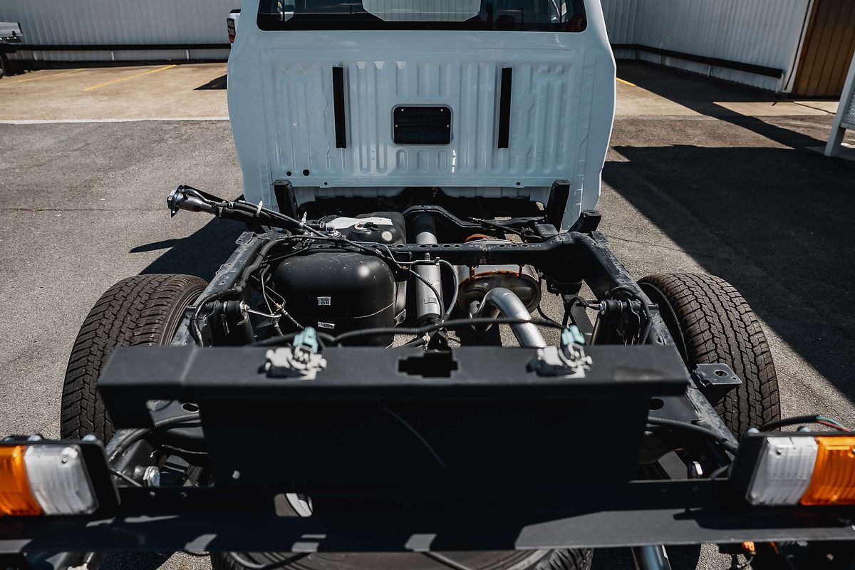 2025 Isuzu D-MAX SX High Ride  Rear Wheel Drive