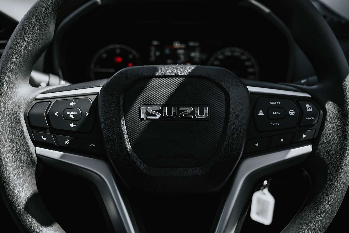 2025 Isuzu D-MAX SX High Ride  Rear Wheel Drive