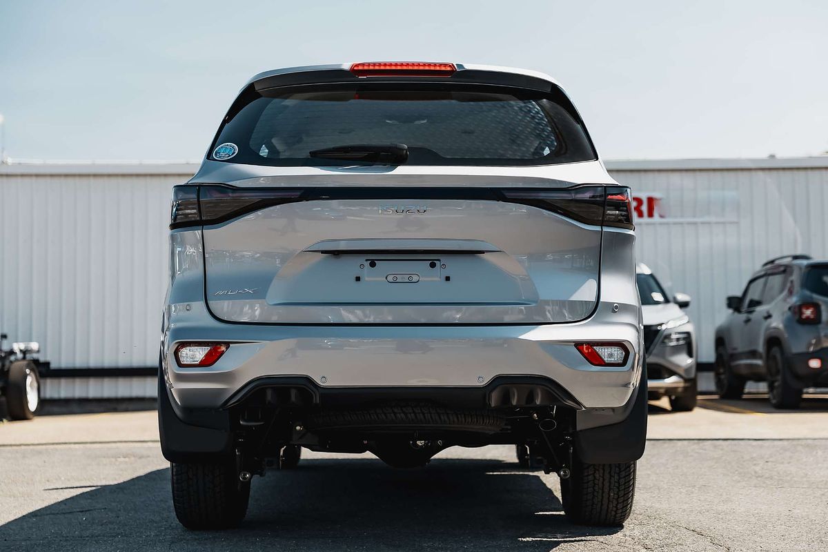 2025 Isuzu MU-X LS-M