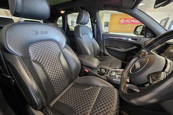 2016 Audi SQ5 TDI 8R