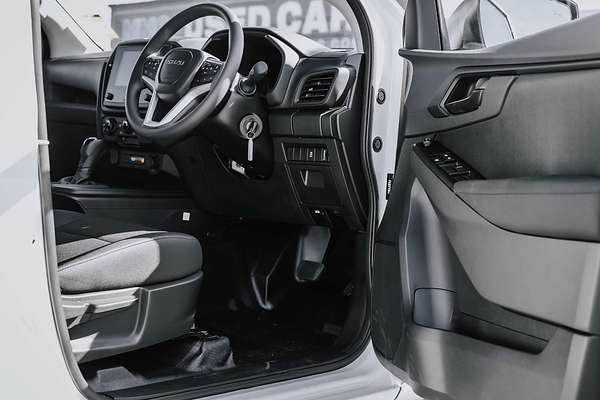 2025 Isuzu D-MAX SX 4X4