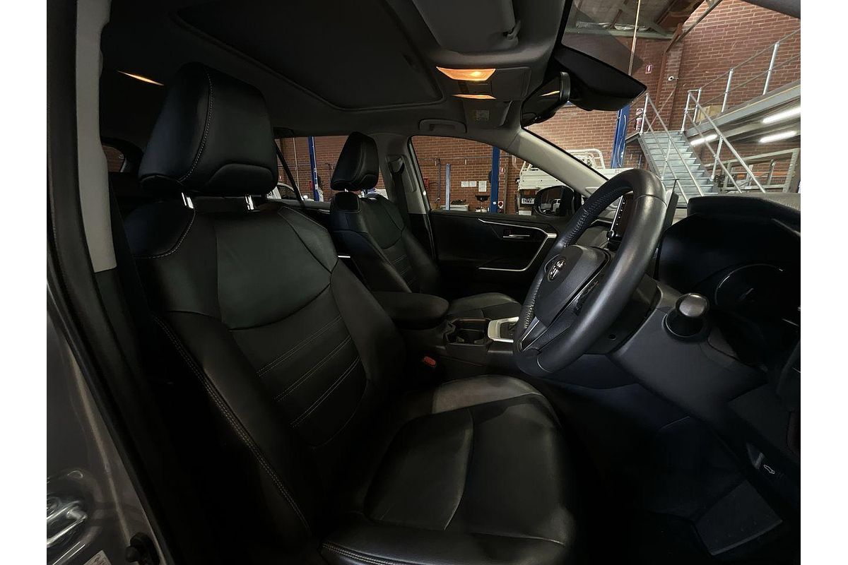 2020 Toyota RAV4 Cruiser AXAH54R