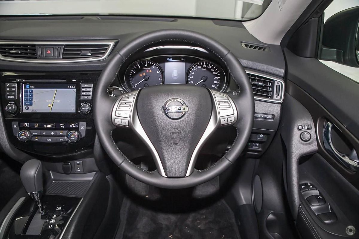 2014 Nissan X-TRAIL ST-L T32