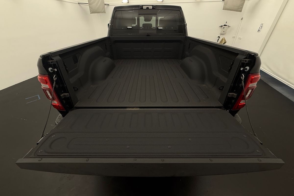 2024 RAM 2500 Laramie DJ 4X4