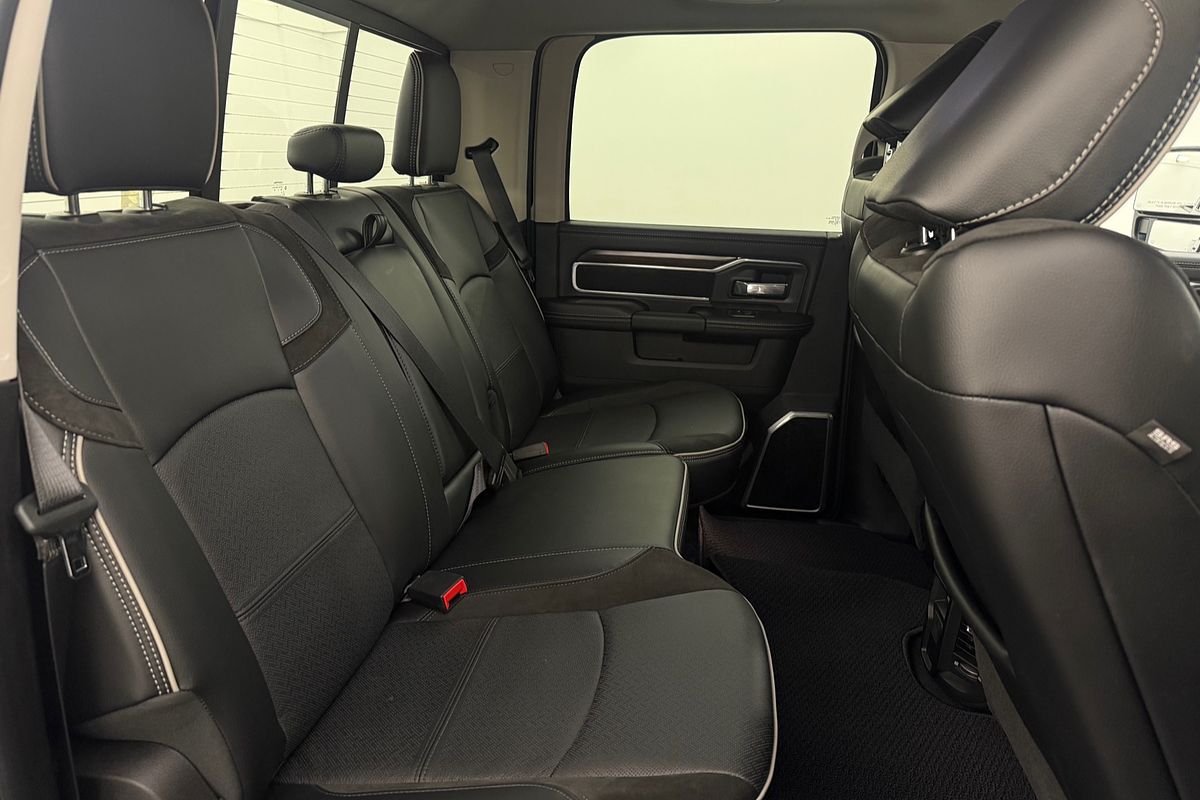 2024 RAM 2500 Laramie DJ 4X4