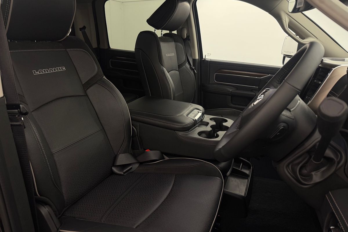 2024 RAM 2500 Laramie DJ 4X4