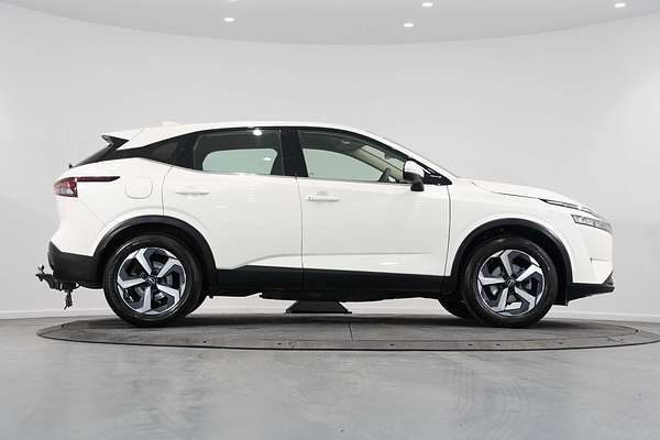 2023 Nissan QASHQAI ST+ J12