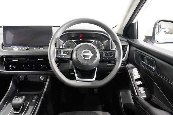 2023 Nissan QASHQAI ST+ J12