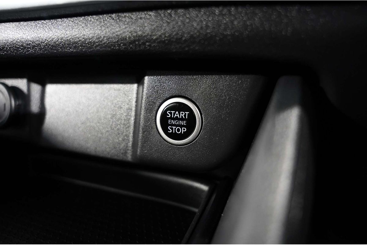 2023 Nissan QASHQAI ST+ J12