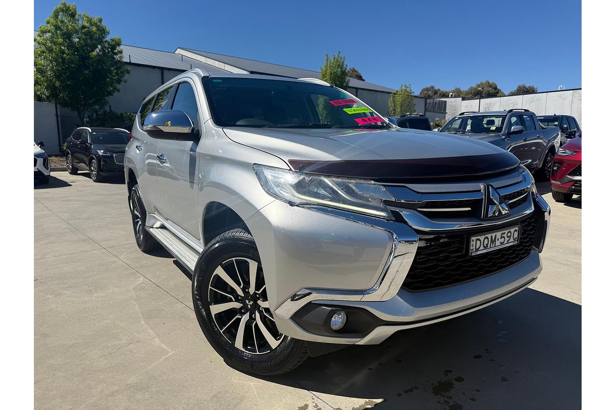 2017 Mitsubishi Pajero Sport GLX QE