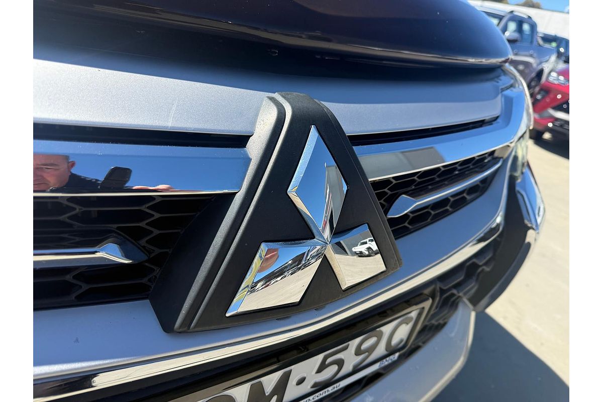 2017 Mitsubishi Pajero Sport GLX QE