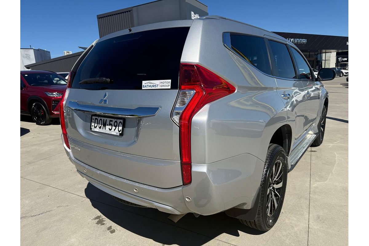 2017 Mitsubishi Pajero Sport GLX QE