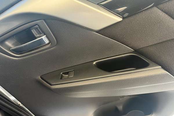 2017 Mitsubishi Pajero Sport GLX QE