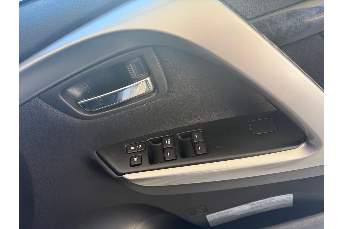 2017 Mitsubishi Pajero Sport GLX QE