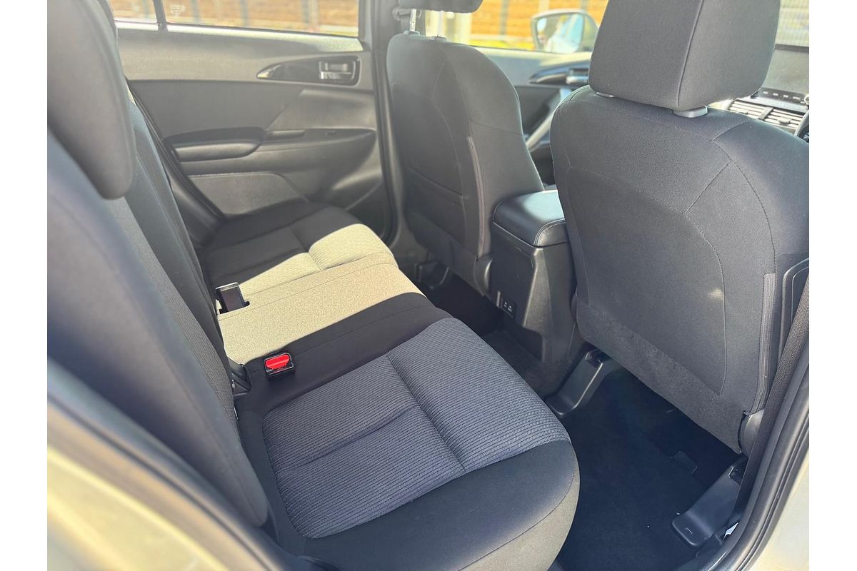 2024 Mitsubishi Eclipse Cross LS YB