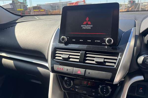 2024 Mitsubishi Eclipse Cross LS YB