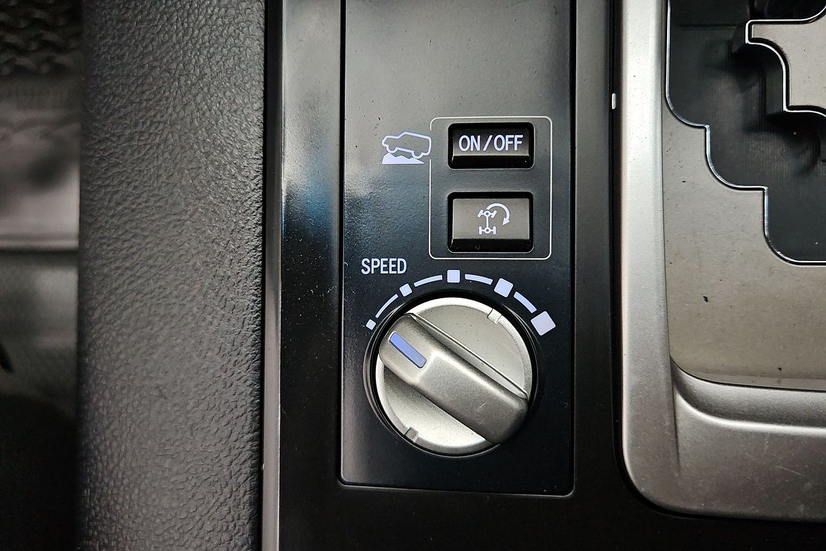 2020 Toyota Landcruiser GX VDJ200R