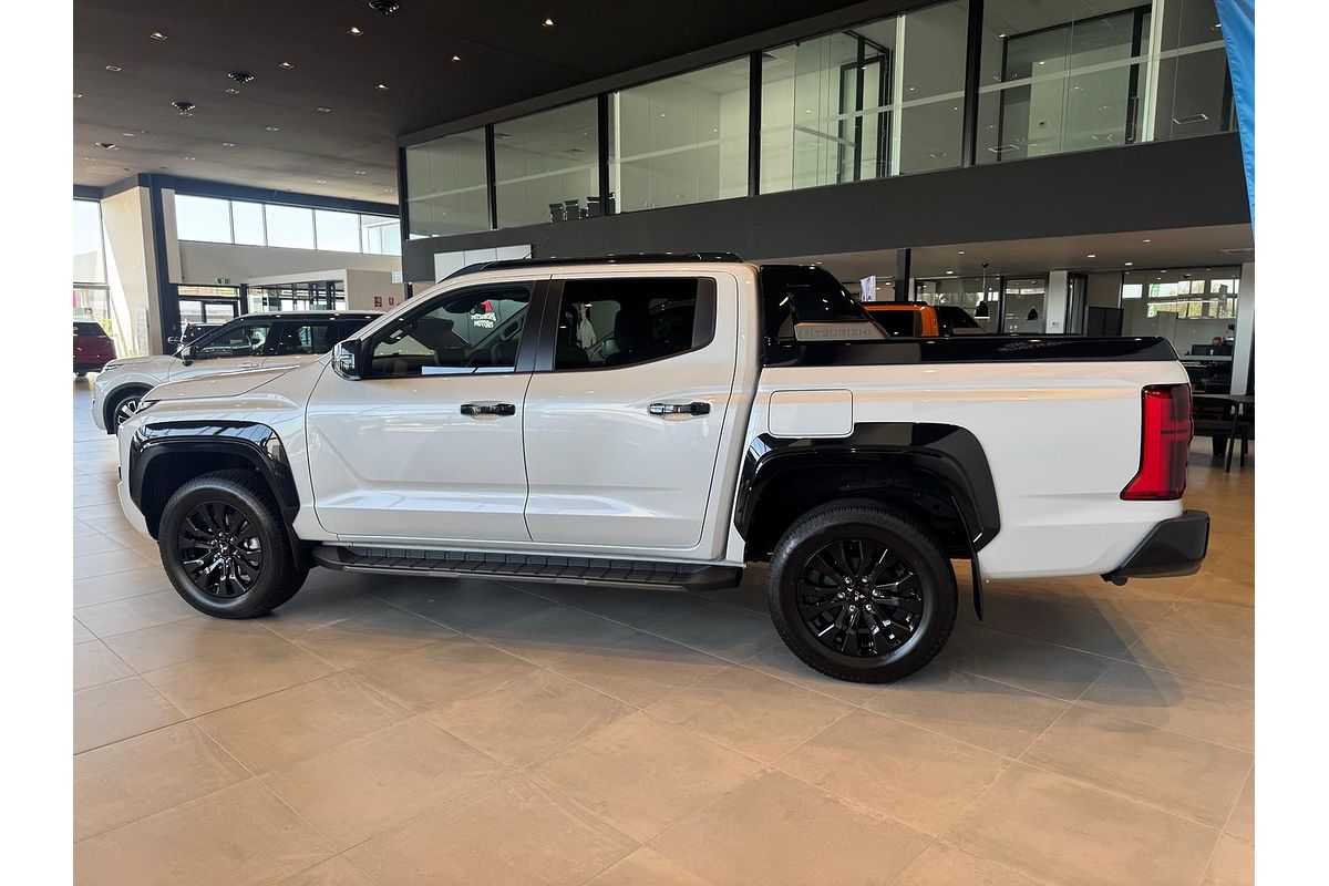 2025 Mitsubishi Triton GSR MV 4X4
