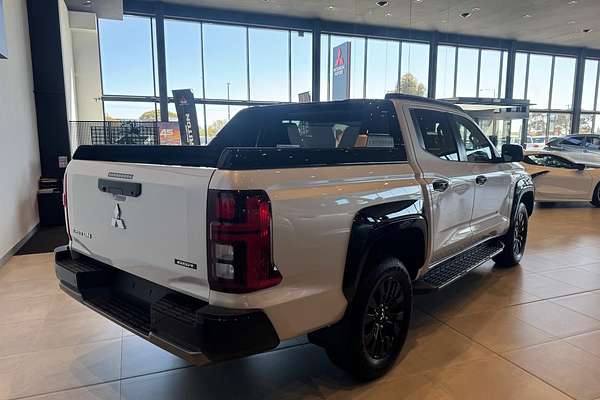 2025 Mitsubishi Triton GSR MV 4X4