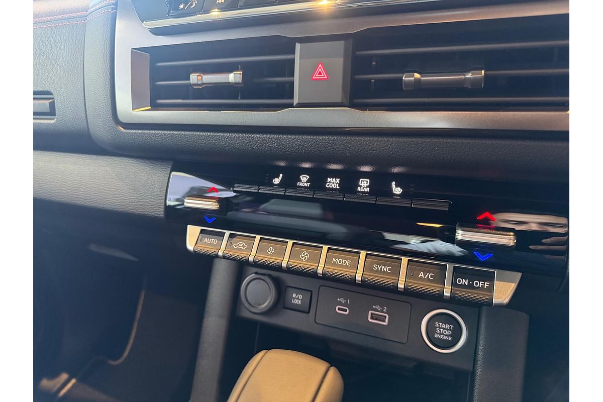 2025 Mitsubishi Triton GSR MV 4X4