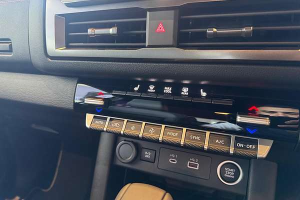 2025 Mitsubishi Triton GSR MV 4X4