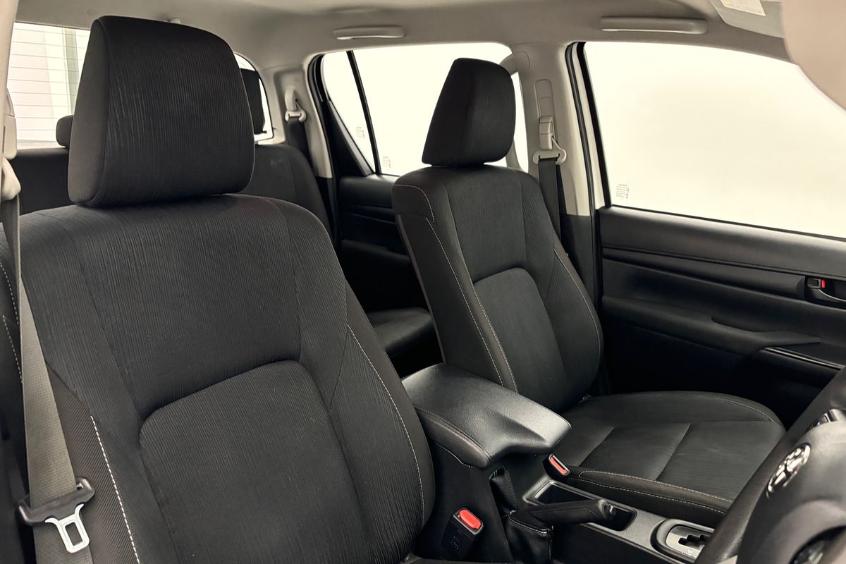 2021 Toyota Hilux SR GUN126R 4X4