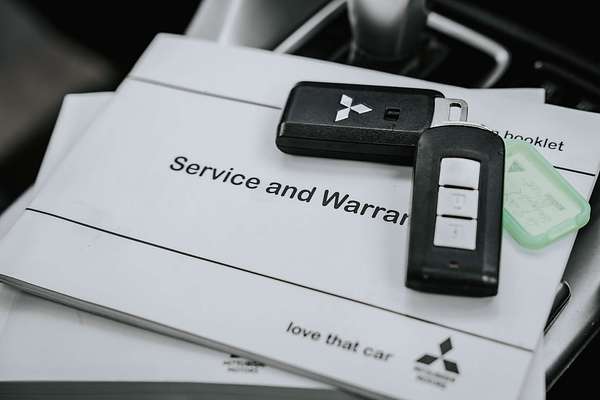 2018 Mitsubishi Eclipse Cross Exceed YA