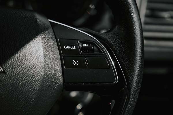 2019 Mitsubishi ASX ES XC