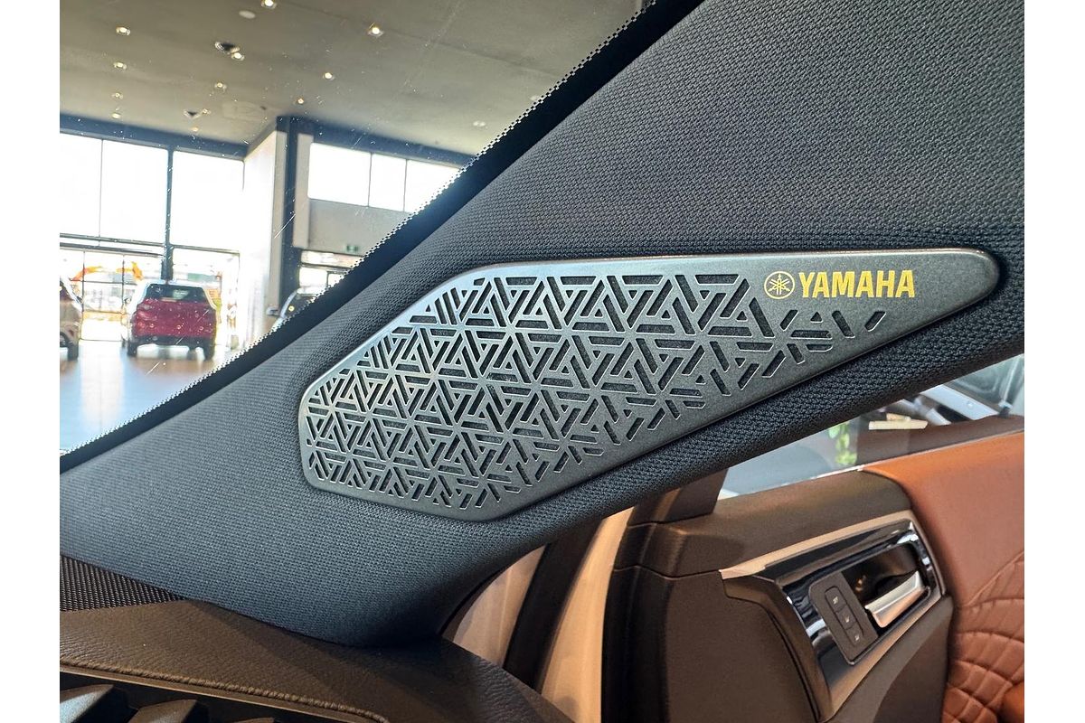 2025 Mitsubishi Outlander Exceed Tourer ZM