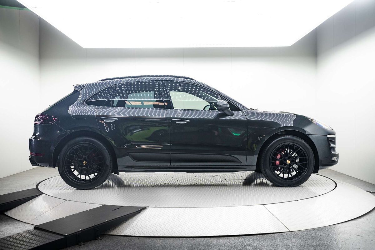 2018 Porsche Macan GTS 95B