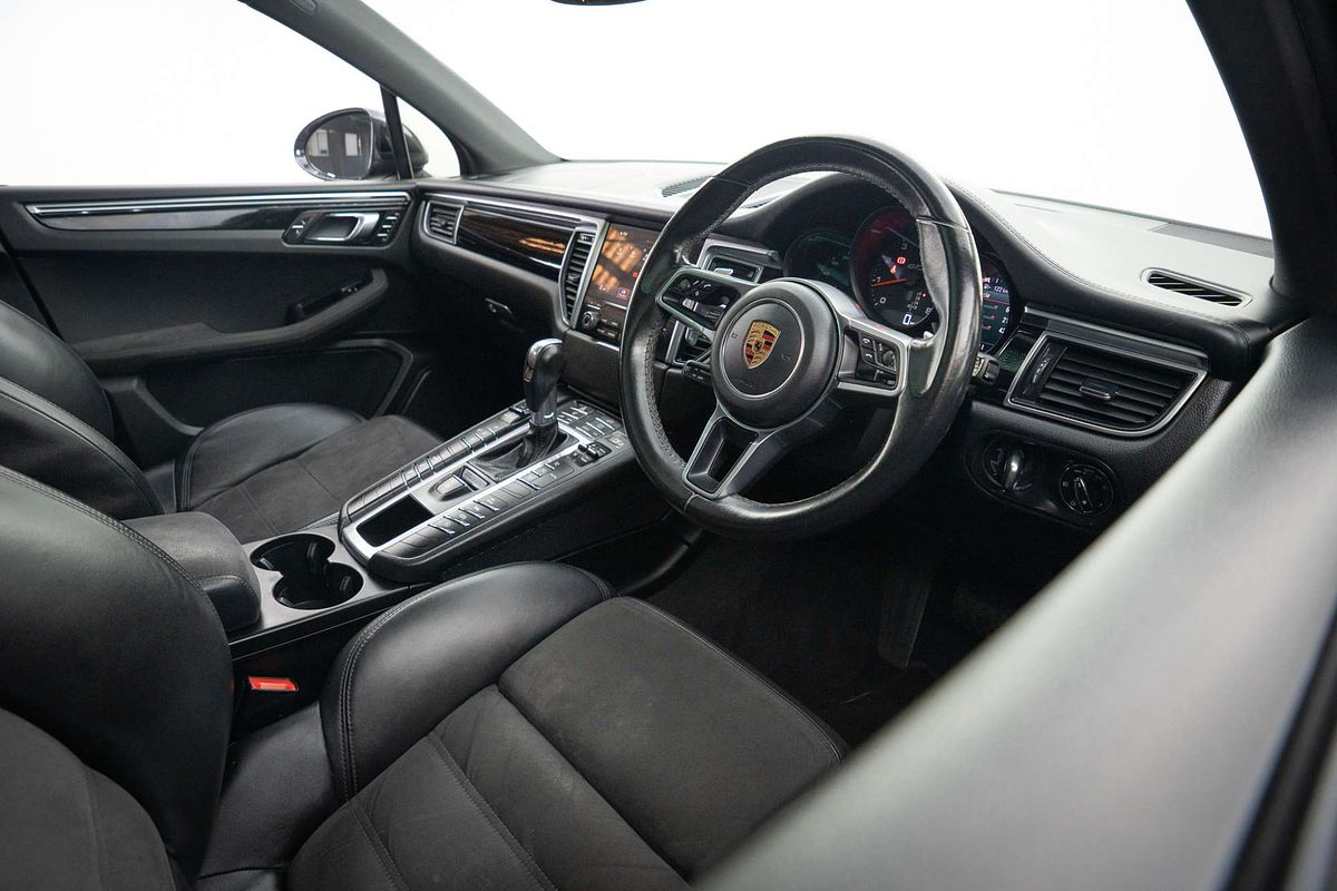 2018 Porsche Macan GTS 95B