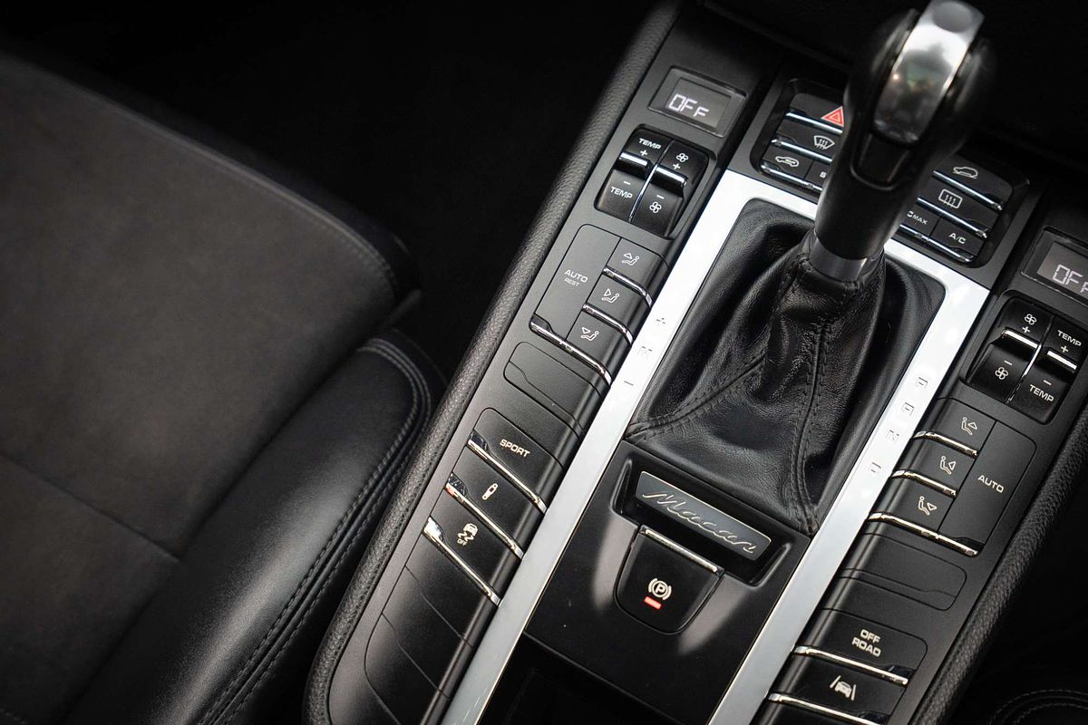 2018 Porsche Macan GTS 95B