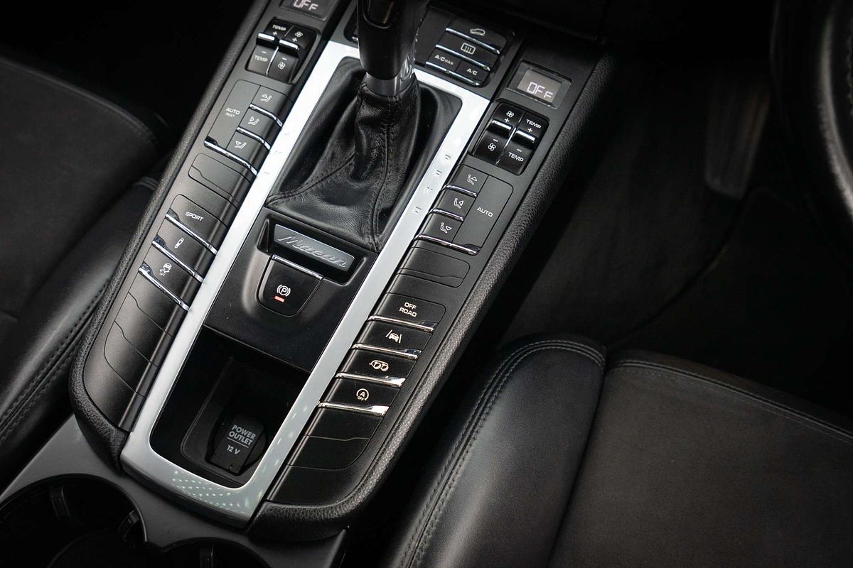 2018 Porsche Macan GTS 95B