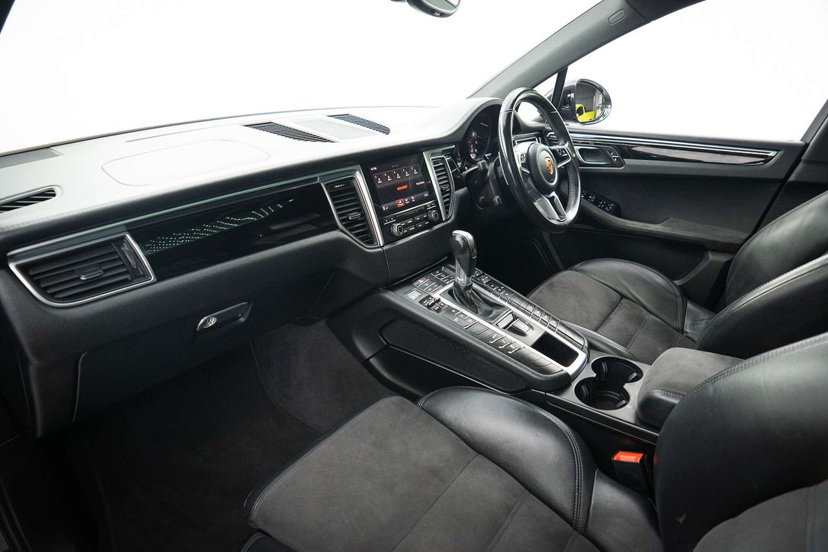 2018 Porsche Macan GTS 95B