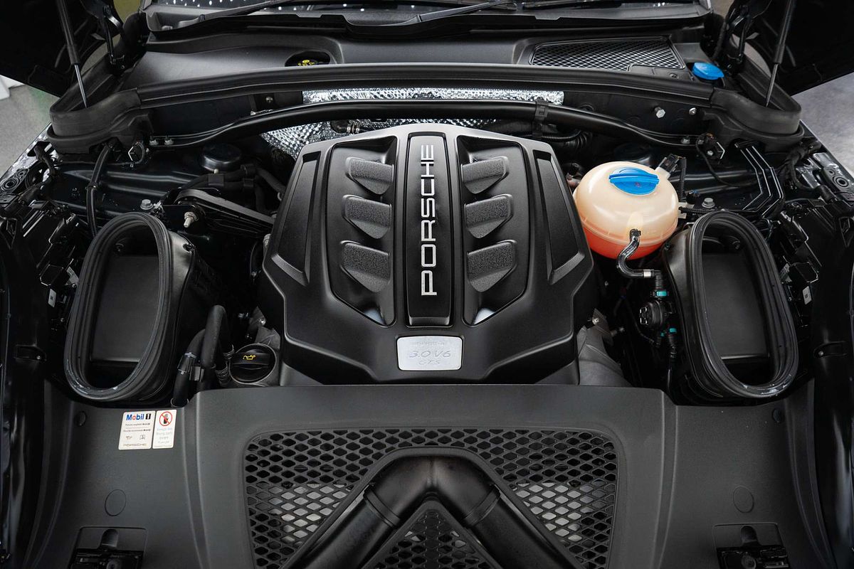 2018 Porsche Macan GTS 95B