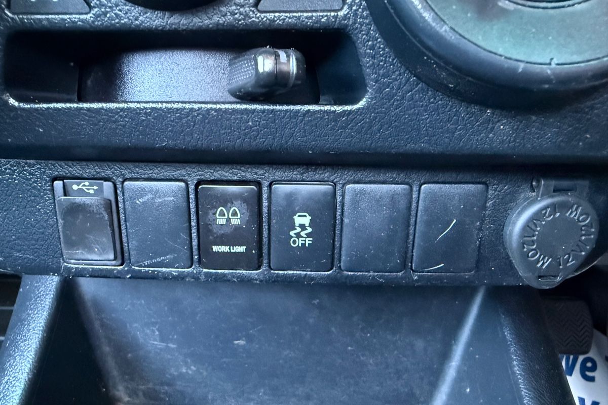 2019 Toyota Hilux Workmate TGN121R Rear Wheel Drive