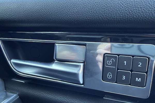 2014 Land Rover Discovery SDV6 HSE Series 4